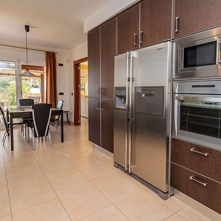 Ample Villa at Benalmádena Coast Esterno foto